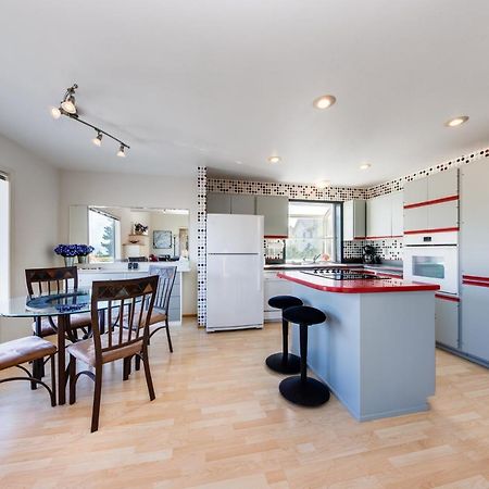 Coastal Dream Villa Depoe Bay Exterior photo