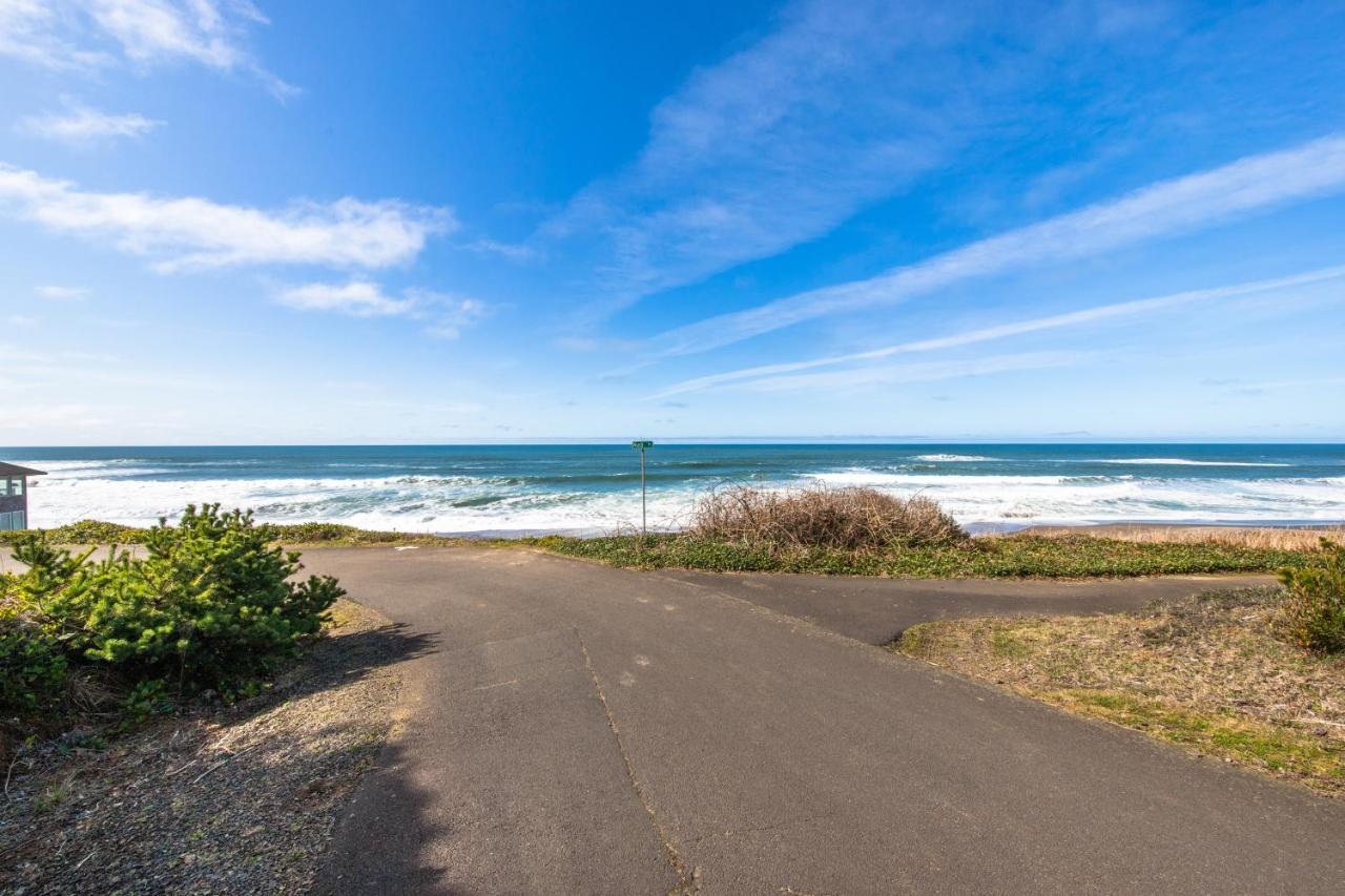 Coastal Dream Villa Depoe Bay Exterior photo